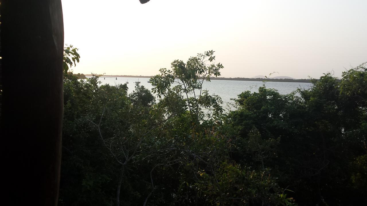 Wasini Island Bandas エクステリア 写真